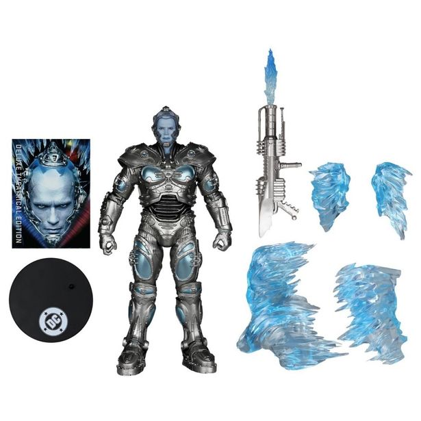 氷のエフェクト付きのフリーズ・ガンとエフェクトパーツが付属する(「『DC』【DCマルチバース】7インチ・アクションフィギュア「デラックス・シアトリカル・エディション」Mr.フリーズ［映画『バットマン&ロビン Mr.フリーズの逆襲』］」)
