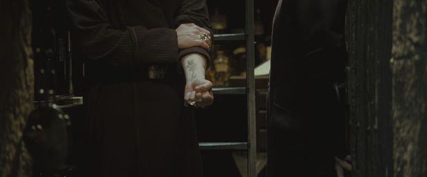 ヴォルデモート卿を象徴する不吉なシンボル“闇の印”(画像は『ハリー・ポッターと炎のゴブレット』より)