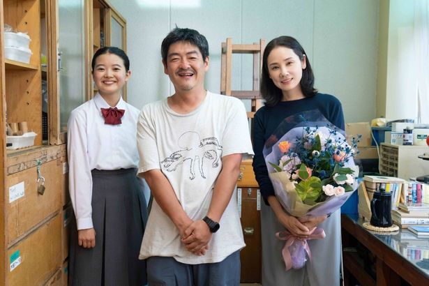 【写真を見る】「自由に俳優さんが動ける場所を作るのが一番」温かなまなざしで語る沖田監督