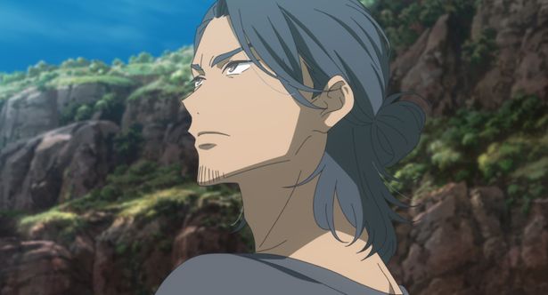 身元不明の七緒の保護を引き受ける高津(声：玉木宏)