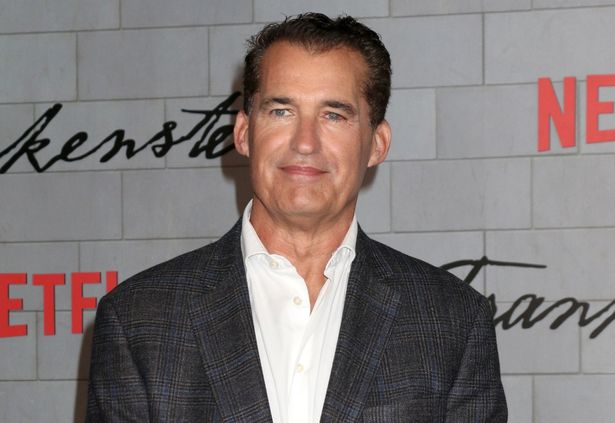 豪華プロデューサー陣にはスコット・ステューバーの名前も