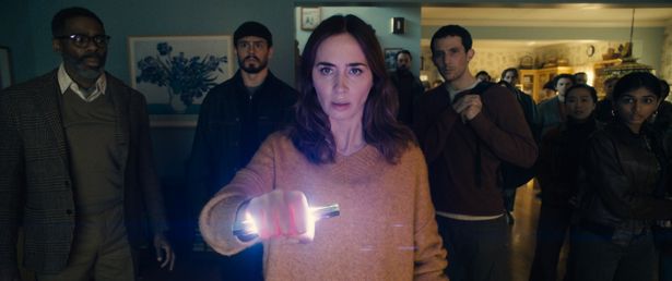 『ディスクロージャー・デイ』は10月1日(金)より公開！