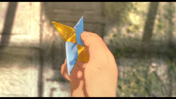 小学生にとってはレアアイテムの金の折り紙でおられた手裏剣