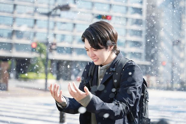 【写真を見る】西畑大吾が主人公、真司の複雑な感情を丁寧に表現する！