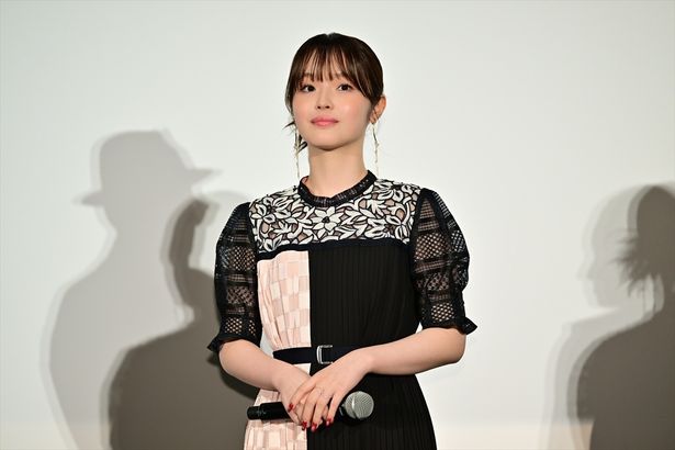 映画『マッチング TRUE LOVE』初日舞台挨拶に登壇した豊嶋花