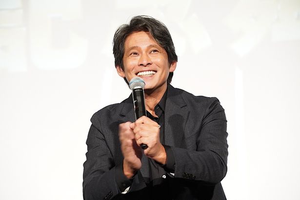 リピート鑑賞のファンに拍手を送った