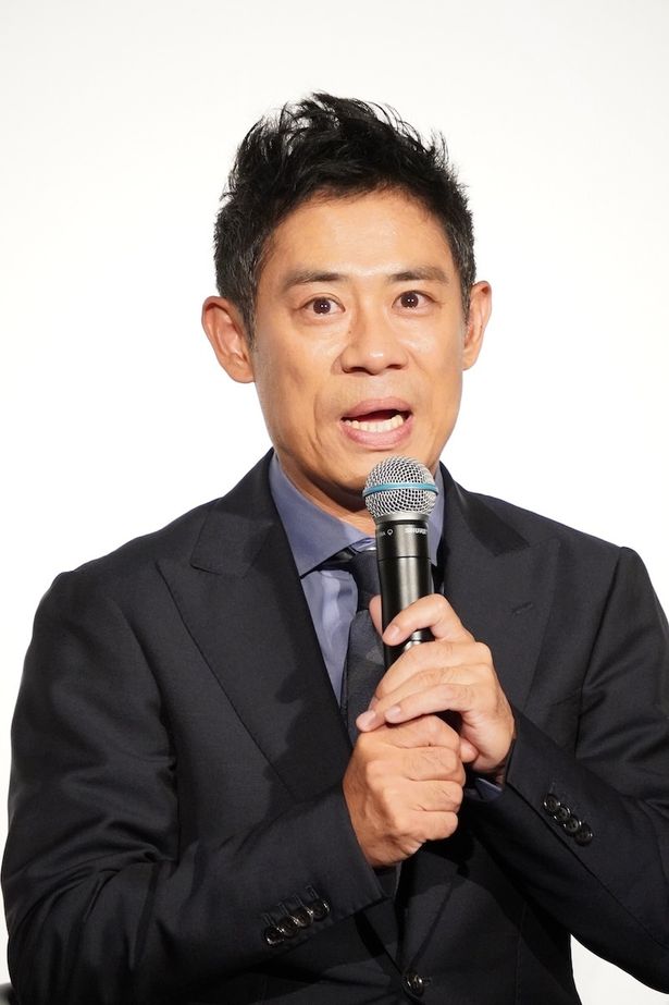 和久伸次郎を演じる伊藤淳史