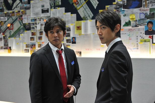 警察に反旗を翻すことになる小池茂役の小泉孝太郎も最新作にカメオ出演(『踊る大捜査線 THE FINAL 新たなる希望』)