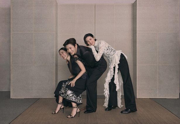 【写真を見る】ソン・イェジン＆チ・チャンウク＆ナナ、息ぴったりの3ショット！