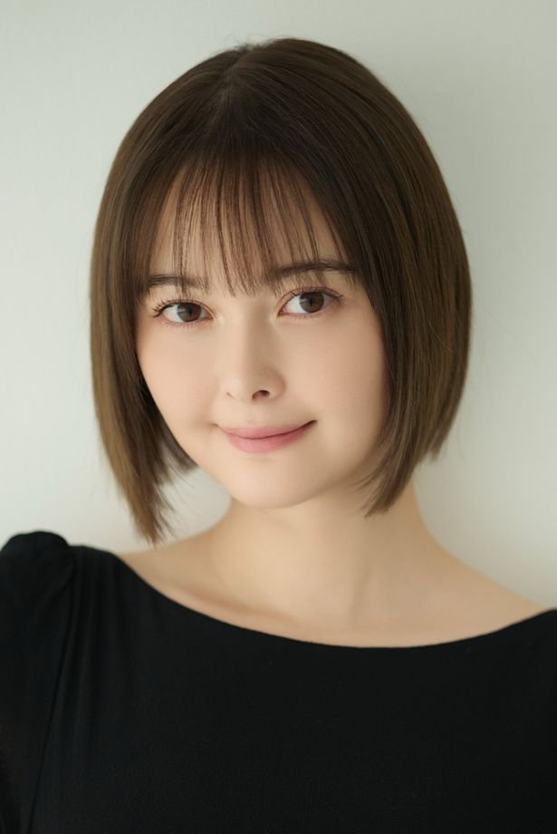 看護師の風真知役の玉城ティナ