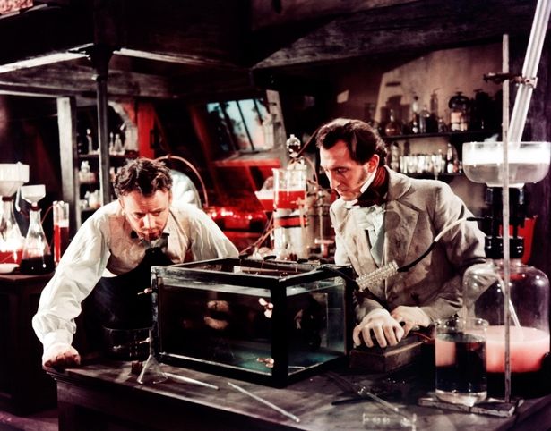 『フランケンシュタインの逆襲』の原題は『The Curse of Frankenstein』