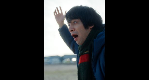 『カメラを止めるな！』の上田慎一郎が原案、脚本、監督、編集を担当した『恋する地球人 ‐劇場特別版‐』