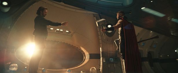 スティーブ・ロジャースとソーが邂逅(『アベンジャーズ／ドゥームズデイ』)