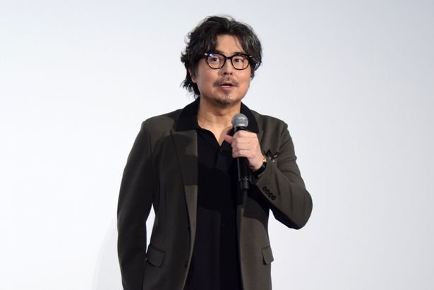 雨野役の小澤征悦