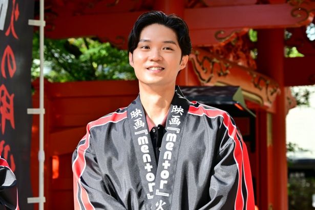少年時代に火事を起こした益子龍之介役の磯村勇斗