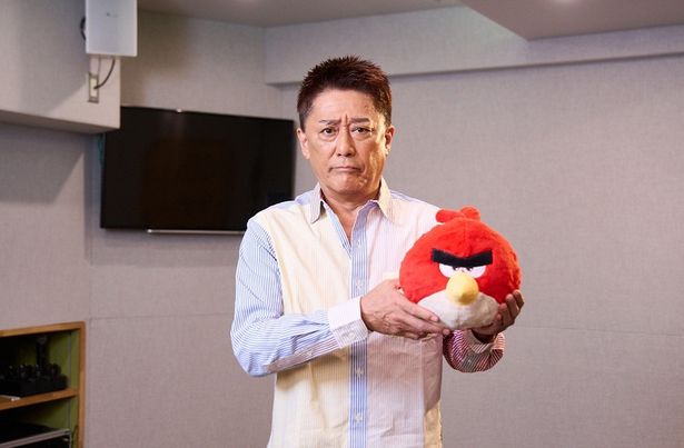 日本一の怒りんぼうとして「アングリーバード」シリーズの顔にもなっている坂上