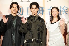 横浜流星、松村北斗との再会に笑顔！「会いたかった」
