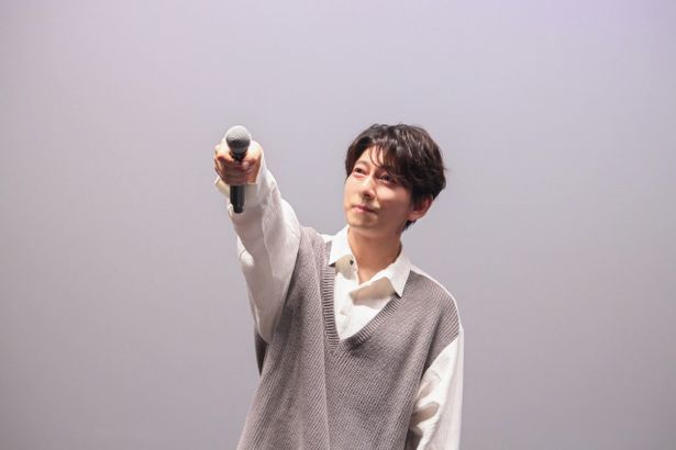 相葉修治役の羽多野渉