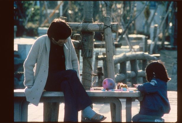 【写真を見る】原作、脚本も手掛けた金子正次自らが、家族との生活のため、堅気になることを決めた竜二を演じる