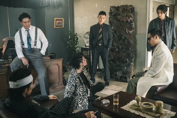伝説のやくざ映画が令和によみがえる『RYUJI 竜二』