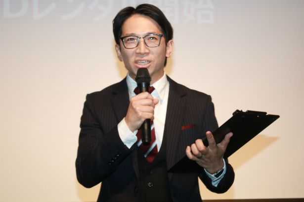 佐藤満春が「サバイバー」の前説を担当