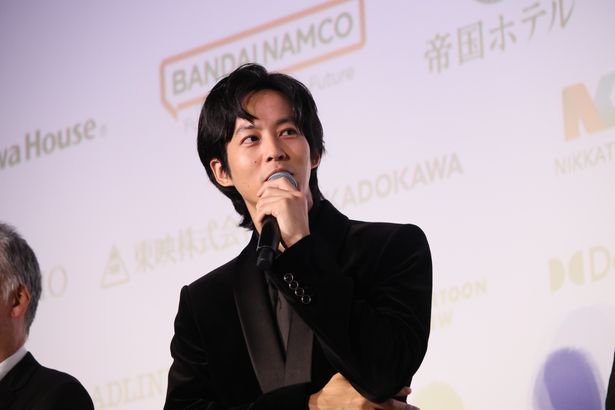 作詞家の永六輔を演じた松坂桃李は「映画館で観るべき作品ができた」と手応えたっぷり