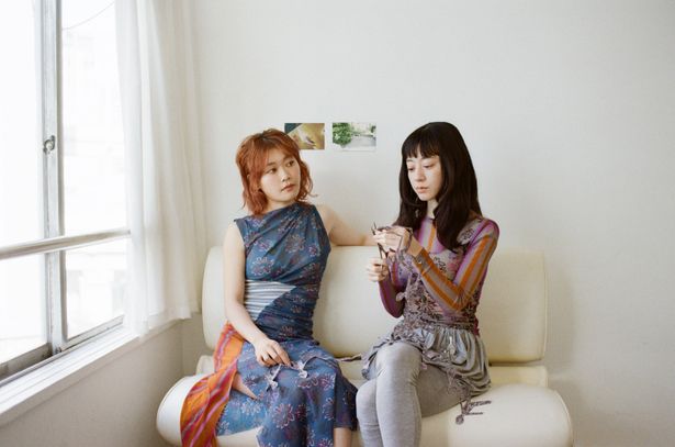 【写真を見る】本作のために新曲「Dispel」を書き下ろした羊文学