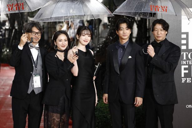 第39回東京国際映画祭、レッドカーペットイベントの様子