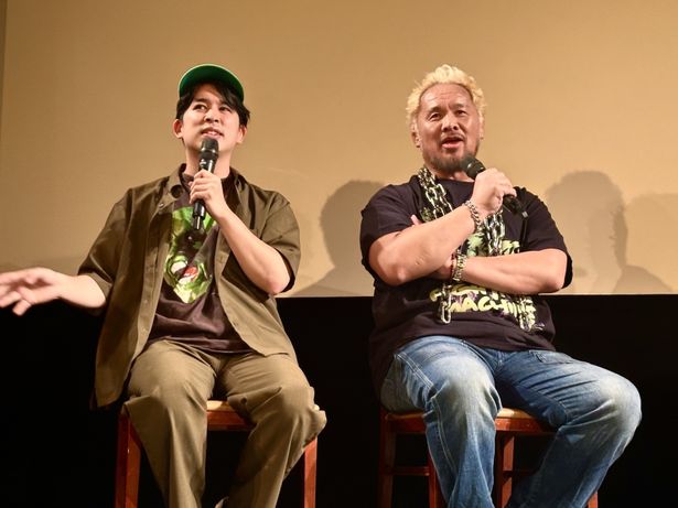 【写真を見る】真壁刀義とジャガモンド斉藤が“ネタバレなし”で作品の魅力を熱弁！