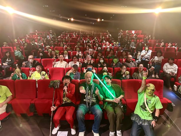 『トキシック・アベンジャー』は11月13日(金)より公開！
