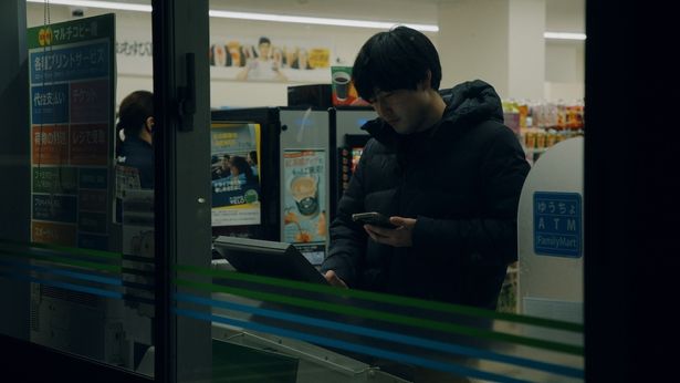 コンビニのネットプリントサービスを通じて自作を発表している丸田洋渡