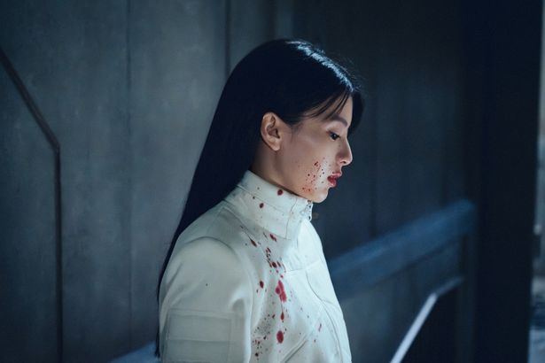 出口夏希がヒロイン、二階堂フタバを演じる