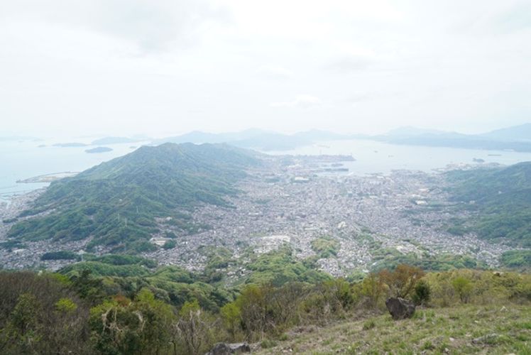 『この世界の片隅に』でも注目された広島・呉で『孤狼の血』ロケ地巡り！