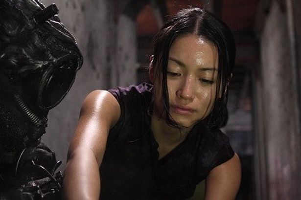 【写真】魅惑的なヒロイン・ゆり子役に桃生亜希子