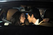 イ・ジア主演作『顔と心と恋の関係』では、素敵なキスシーンが描かれる