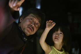 『万引き家族』でデビューを飾る佐々木みゆに注目！