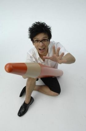 実はイケメンな瀧川先生。やってる内容は大声では話せないけど