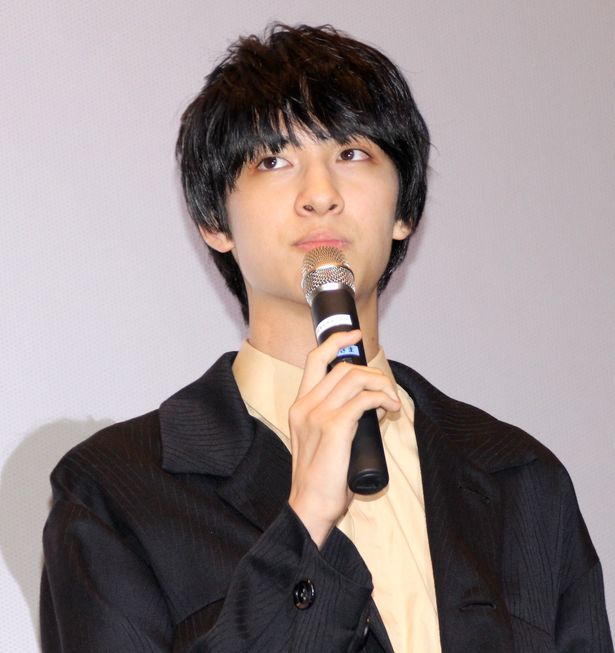 舞台挨拶に登壇した古川毅
