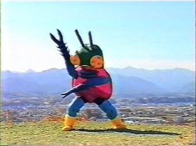 気鋭クリエイターがさまざまな名曲を映像化。こちらは山下敦弘監督作『黄金虫』