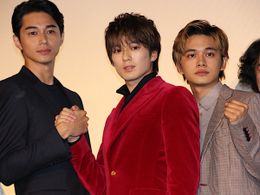 映画『OVER DRIVE』が初日を迎えた