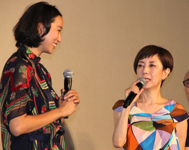 プライベートでも仲がよいという2人