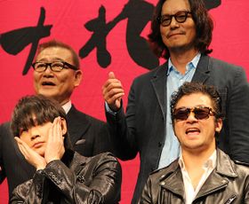 豊川悦司、綾野剛の優しさにたっぷり触れて役作りを変更！