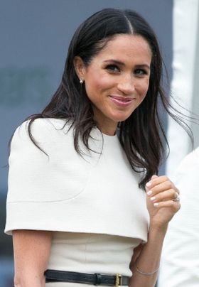 メーガン妃、エリザベス女王に同行しての初公務