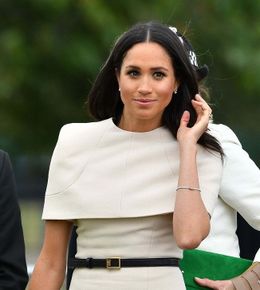 メーガン妃のファッションはダイアナ妃への敬意？