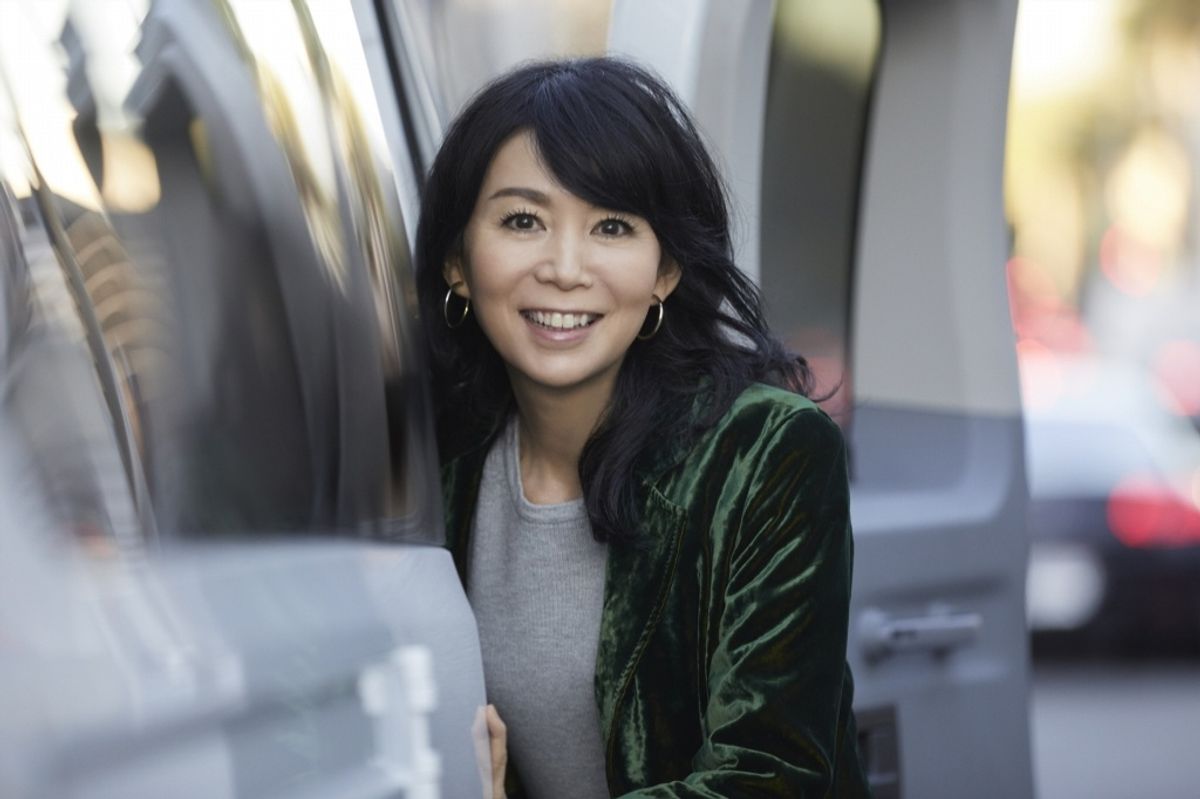 40周年の竹内まりや、初のライブ映画『souvenir the movie』が11