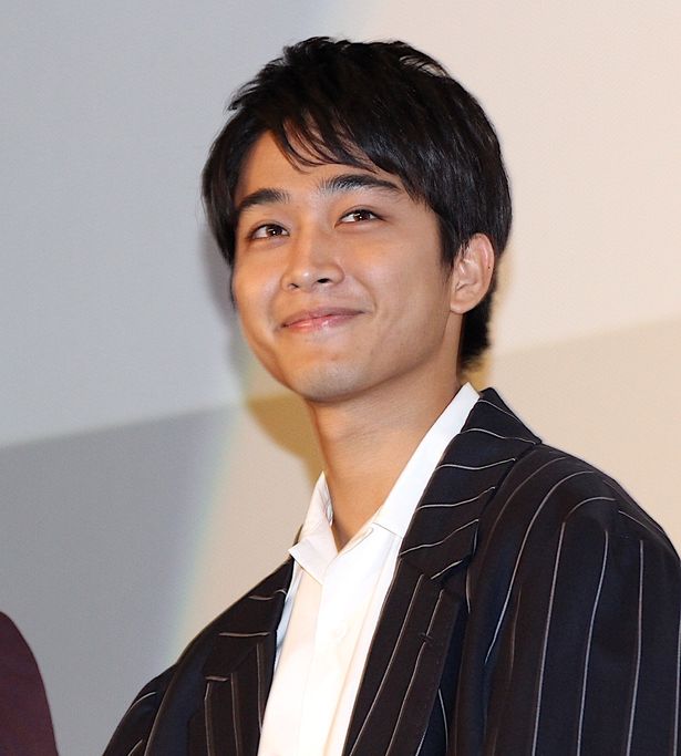 霜月晶役の佐藤寛太