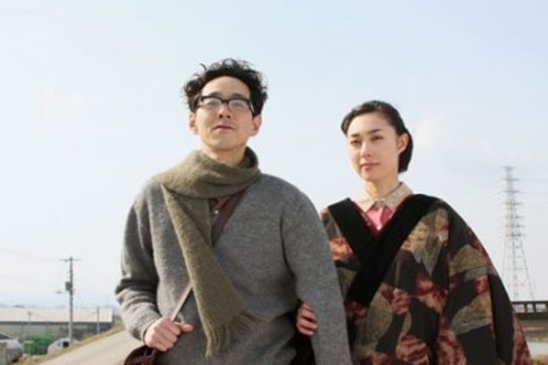宮藤官九郎と吹石一恵が夫婦役を演じる『ゲゲゲの女房』
