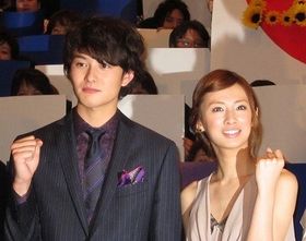 『瞬 またたき』の初日舞台挨拶で、北川景子、岡田将生がサムライジャパンにエール！