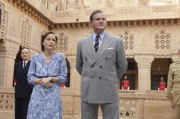 英国インド総督としてインド返還に立ち会ったルイス・マウントバッテン卿の姿を描く『英国総督 最後の家』