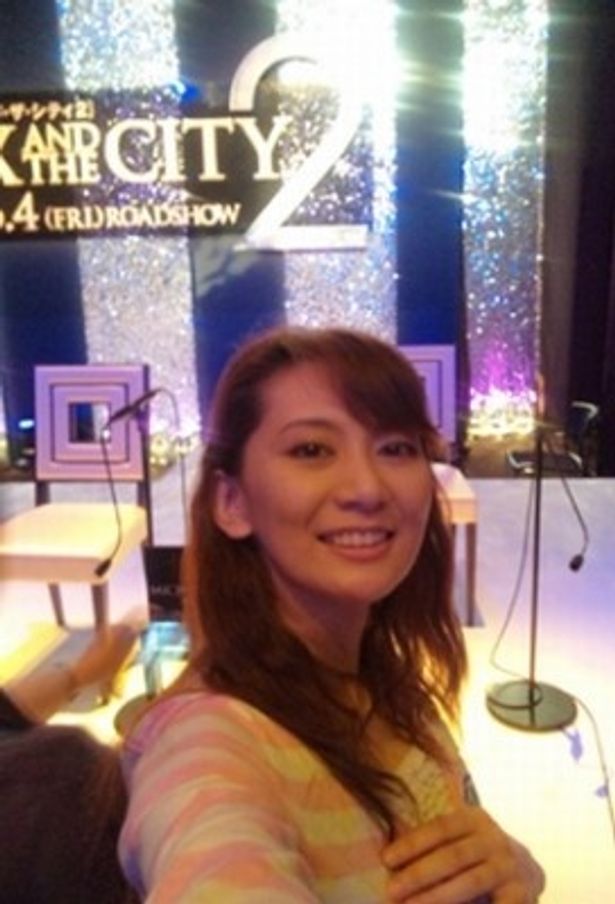 5月31日、六本木アカデミーヒルズで行われた4人そろっての記者会見会場にて